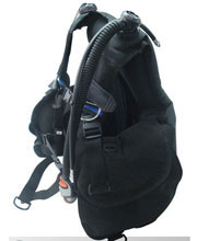 scuba bcd device